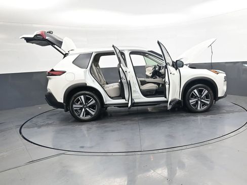 Used 2023 Nissan Rogue SL w/ SL Premium Package FWD image 51