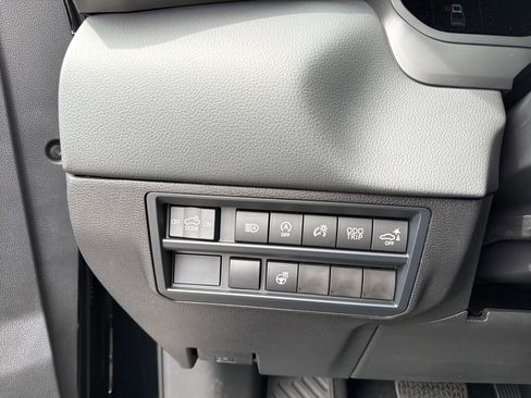 New 2026 Toyota Tundra Limited AWD/4WD image 18