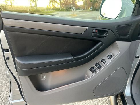 Used 2006 Toyota 4Runner Sport image 16