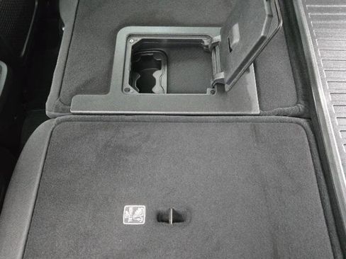 Used 2023 Volvo XC60 B5 Core image 29