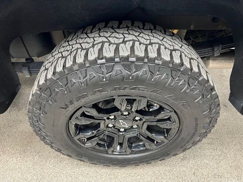 Used 2022 Chevrolet Silverado 1500 ZR2 w/ Technology Package image 16