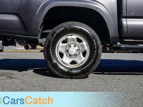 Used 2020 Toyota Tacoma SR w/ SR Convenience Package image 16