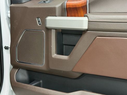 Used 2018 Ford F250 King Ranch image 29