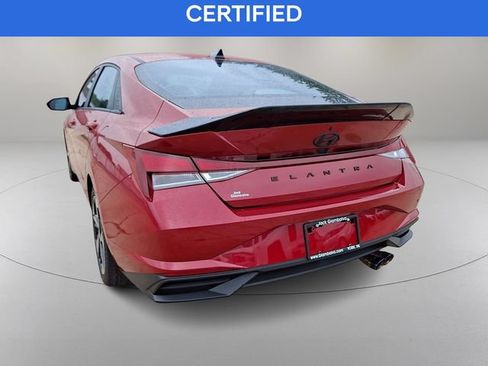 Certified 2023 Hyundai Elantra SEL w/ Convenience Package FWD image 8