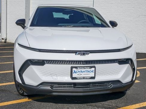 New 2026 Chevrolet Equinox EV LT w/ Comfort Package image 10