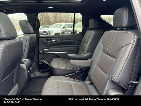 New 2026 Chevrolet Traverse High Country w/ LPO, Floor Liner Package AWD/4WD image 25