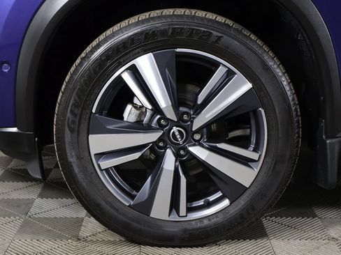 Used 2023 Nissan Rogue Platinum AWD/4WD image 25