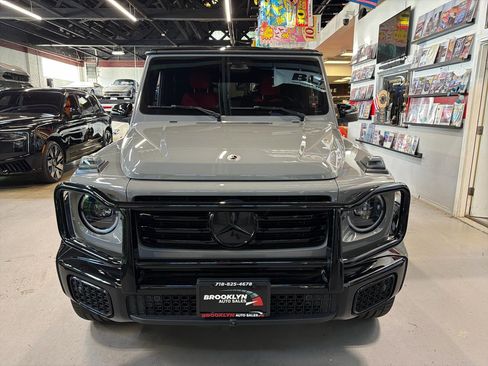 Used 2025 Mercedes-Benz G 550 image 2