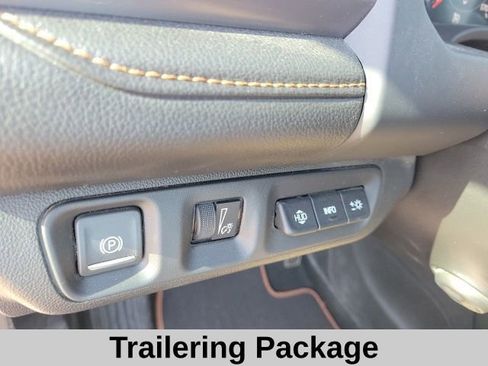 Used 2023 GMC Acadia AT4 w/ Technology Package AWD/4WD image 6