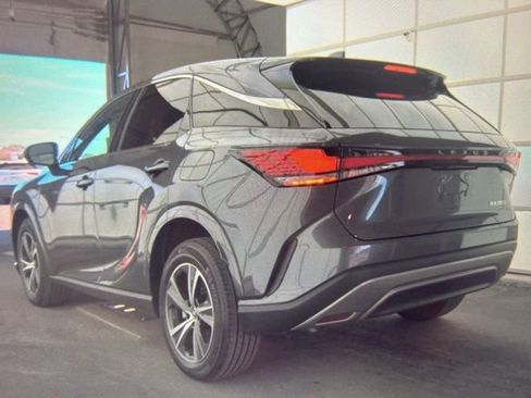 Used 2025 Lexus RX 350 FWD w/ Technology Package image 3