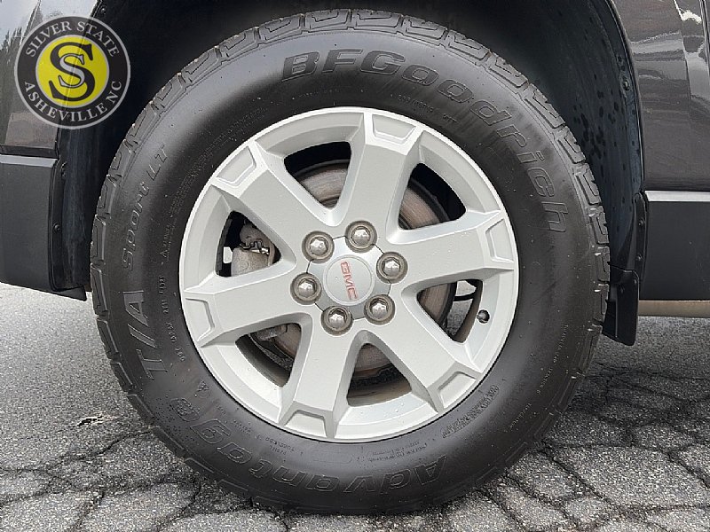 Used 2016 GMC Acadia SLE FWD image 9