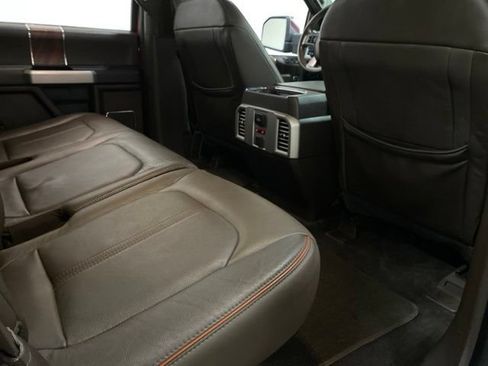 Used 2015 Ford F150 King Ranch w/ Equipment Group 601A Luxury AWD/4WD image 20