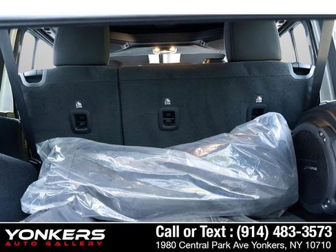 Used 2023 Jeep Wrangler Unlimited Rubicon w/ Safety Group image 61