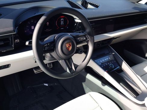 New 2025 Porsche Macan 4S Electric image 4