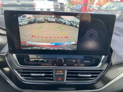 Used 2023 Nissan Altima 2.5 SR w/ SR Premium Package image 14