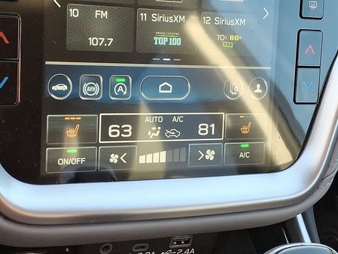 Certified 2025 Subaru Outback Limited image 34