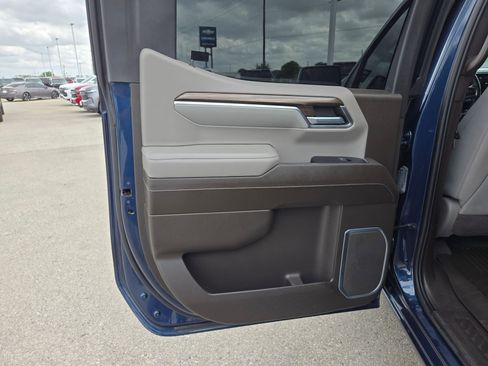 Used 2023 Chevrolet Silverado 1500 LT image 14