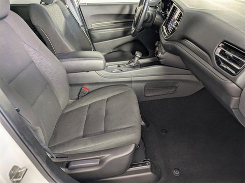 Certified 2024 Dodge Durango SXT image 34