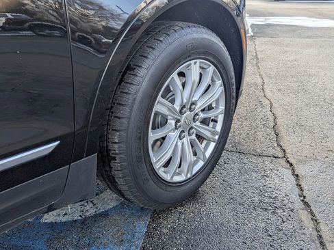 Used 2018 Cadillac XT5 AWD image 28