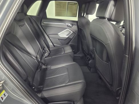 Used 2019 Audi Q3 2.0T Premium w/ Convenience Package AWD/4WD image 29