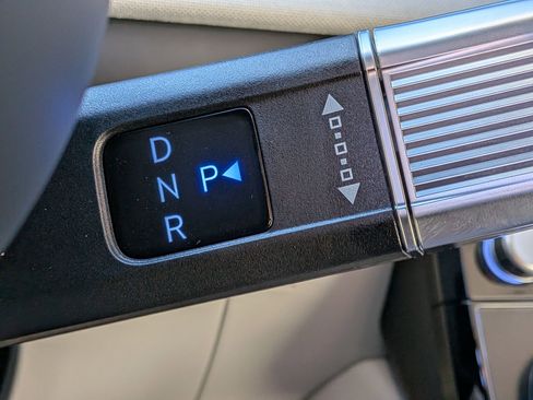 New 2025 Hyundai Tucson Limited image 14