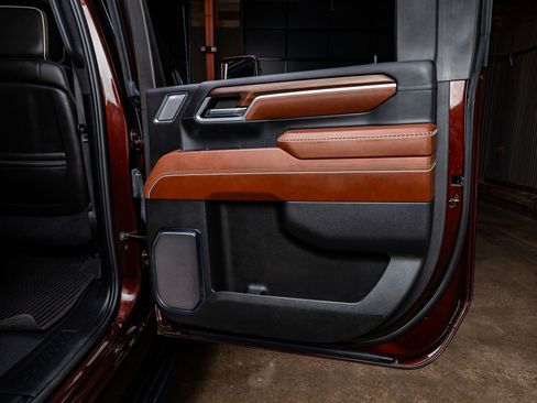 Used 2024 GMC Sierra 2500 Denali Ultimate image 39