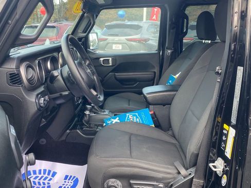 Used 2021 Jeep Wrangler Unlimited Sport image 6