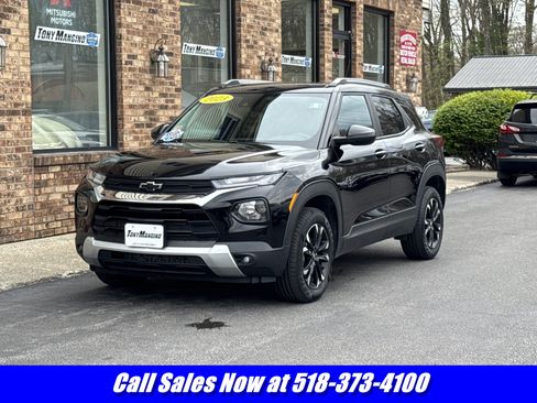 Used 2023 Chevrolet TrailBlazer LT AWD/4WD image 1