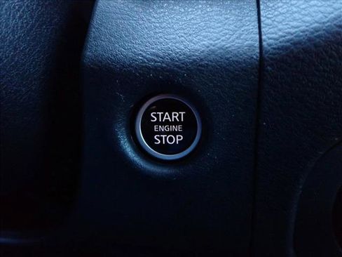 Used 2023 Nissan Frontier PRO-4X w/ Pro Convenience Package image 21