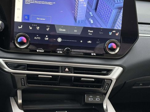 Used 2023 Lexus RX 350 Premium image 18