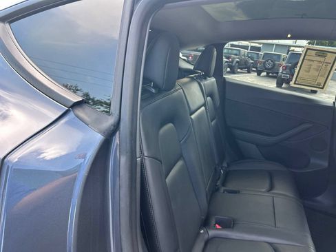 Used 2021 Tesla Model Y Performance AWD/4WD image 27