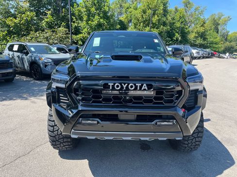 Used 2024 Toyota Tacoma TRD Pro AWD/4WD image 35