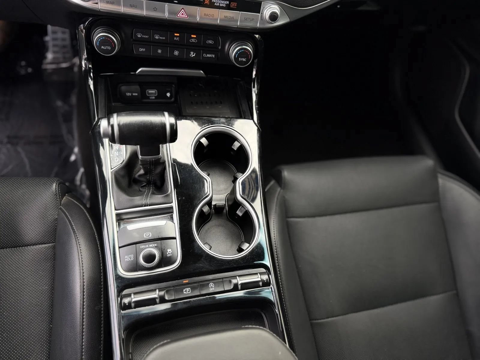 Used 2022 Kia Stinger GT-Line RWD image 29