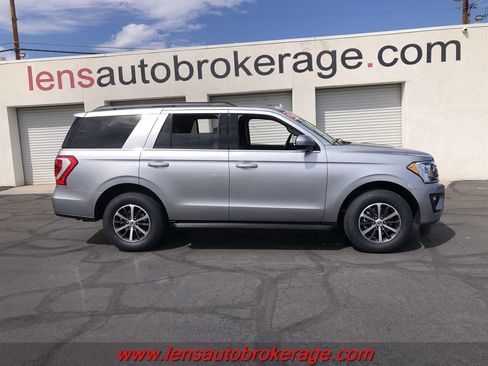 Used 2020 Ford Expedition XLT RWD image 1