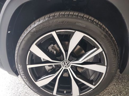 New 2026 Volkswagen Atlas SEL Premium R-Line AWD/4WD image 31