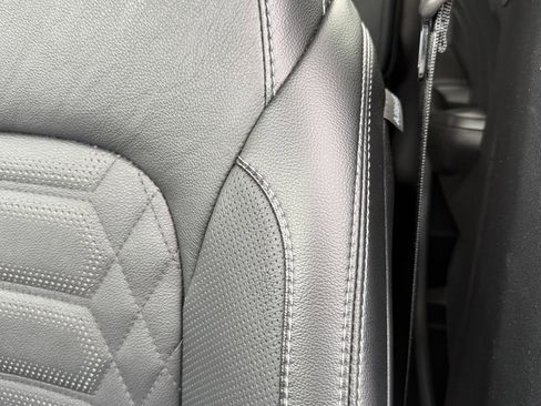 Used 2024 Ford Escape SE w/ PHEV Premium Package image 12