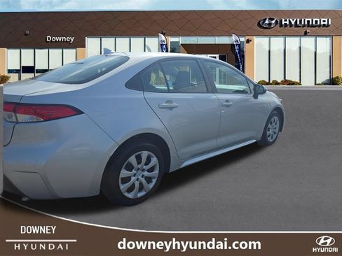 Used 2024 Toyota Corolla LE FWD image 5