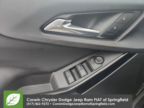 Used 2025 Chevrolet Equinox LT image 21