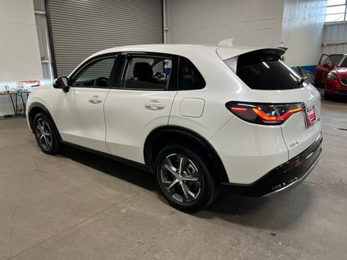 Used 2024 Honda HR-V EX-L image 5