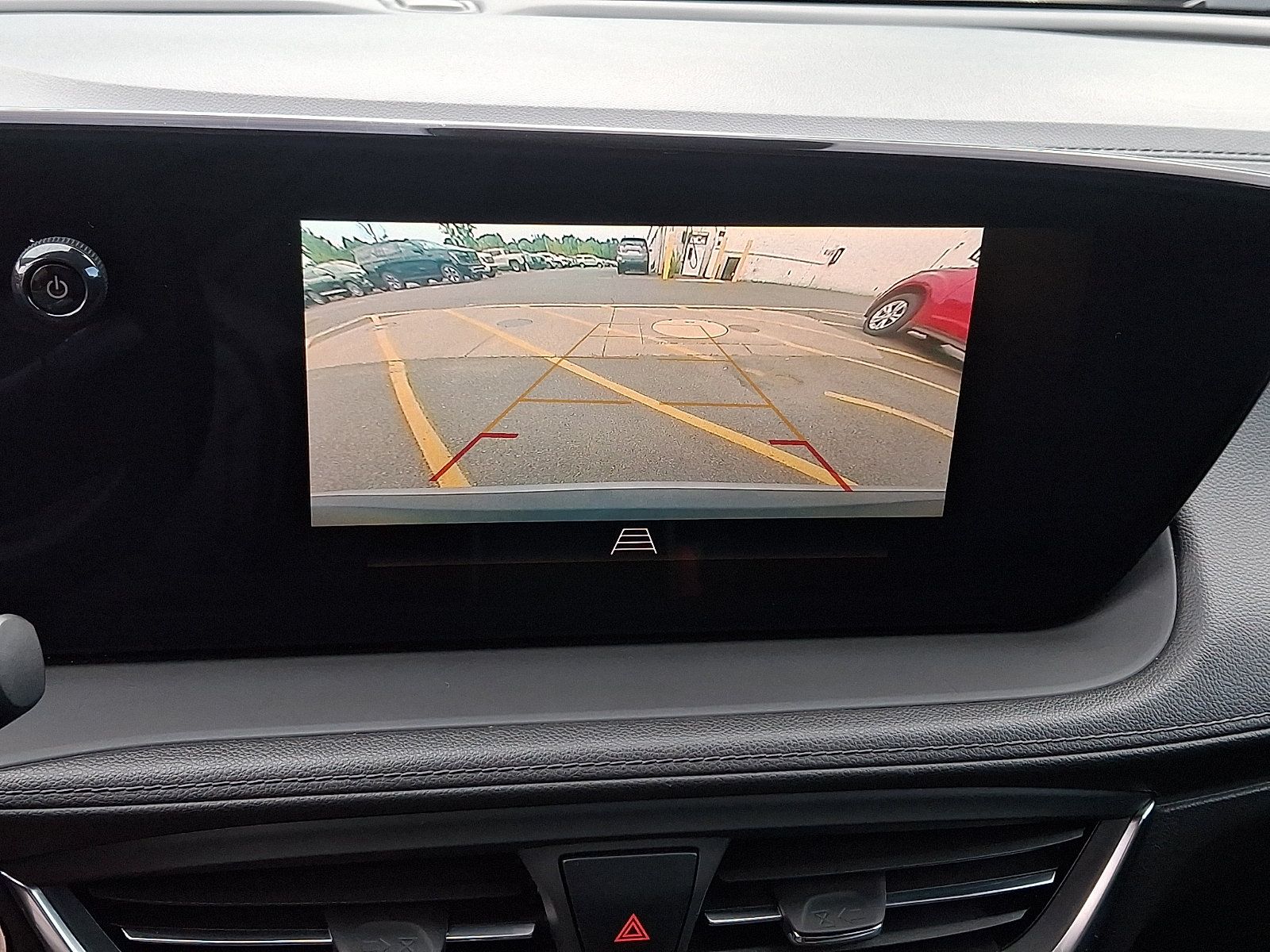 Used 2024 Buick Encore GX Preferred FWD image 17
