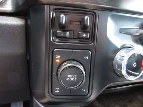 Used 2023 Ford F250 Lariat w/ Sport Appearance Package image 20