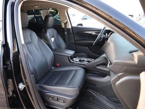 Used 2021 Buick Envision Essence w/ Sport Touring Package FWD image 28