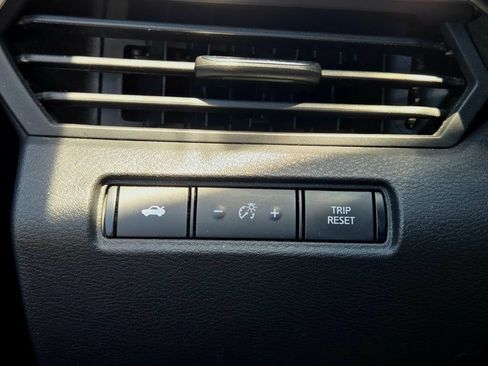 Used 2020 Nissan Altima 2.5 S FWD image 25