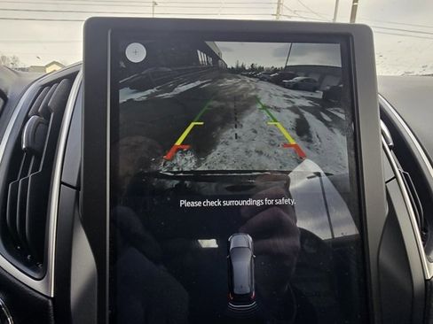 Used 2024 Ford Edge SEL image 20