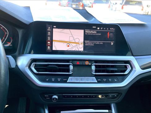 Used 2022 BMW 330i xDrive Sedan image 32
