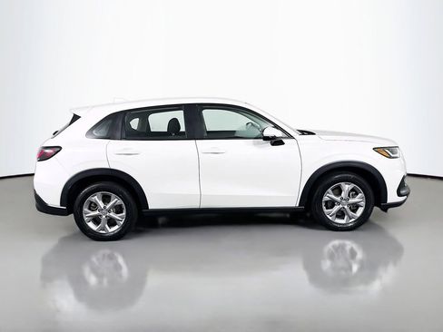 Used 2024 Honda HR-V LX image 8