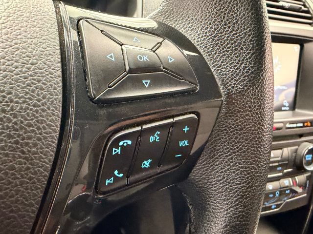 Used 2017 Ford Explorer XLT w/ Equipment Group 202A AWD/4WD image 47