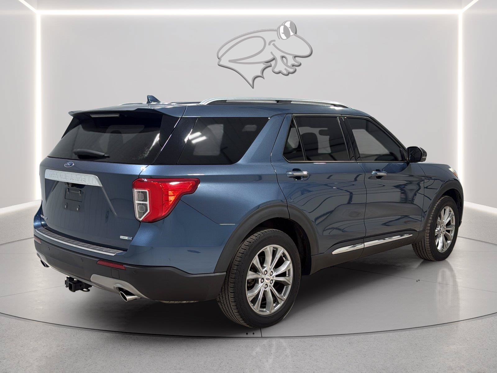 Certified 2020 Ford Explorer Limited AWD/4WD image 5