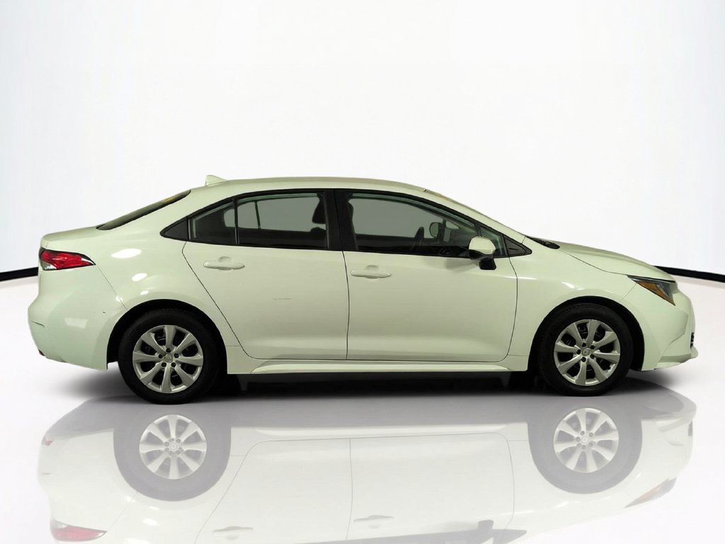 Used 2024 Toyota Corolla LE FWD image 5