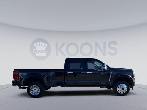 Used 2024 Ford F450 Platinum w/ FX4 Off-Road Package image 8